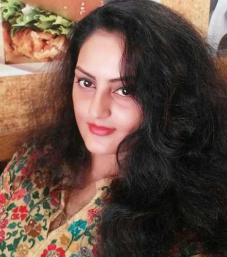 Serial Actress Suchithra Nair Unseen Photos Metromatinee