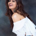 actress-nidhhi-agerwal-hot-photos-1