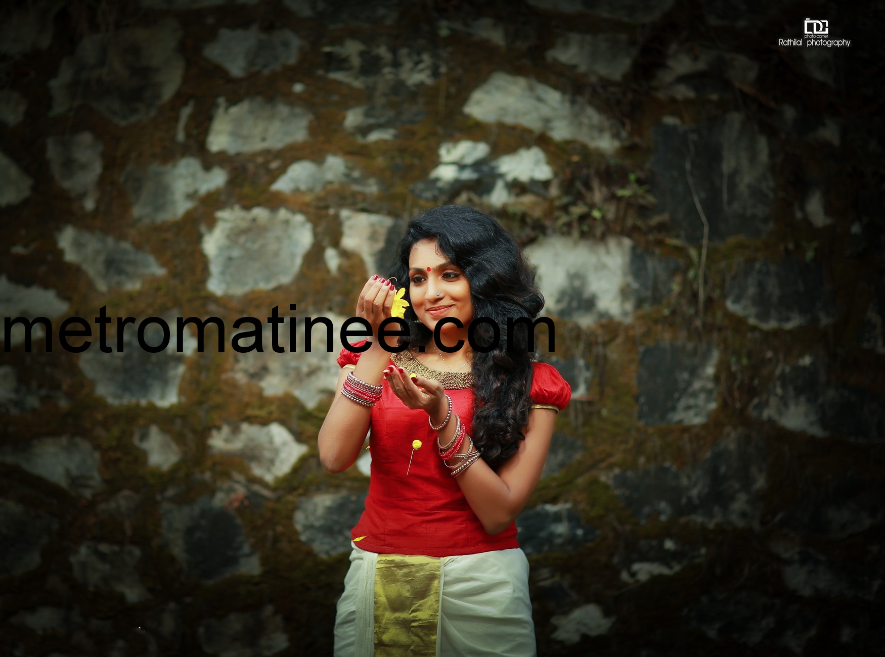 aswathy-pillai-portfolio-shoot-by-rathilalphotography0