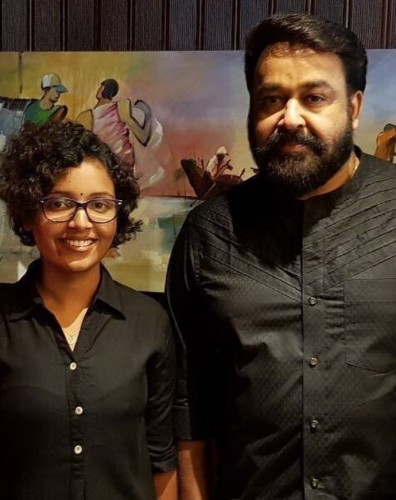 mohanlal-with-lady-fans-0