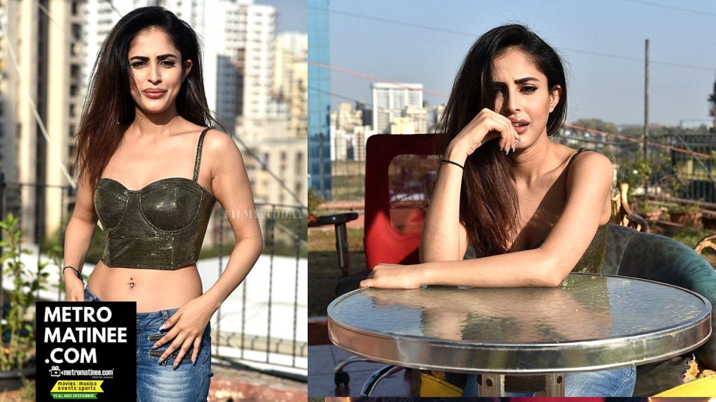 Hot Priya Banerjee